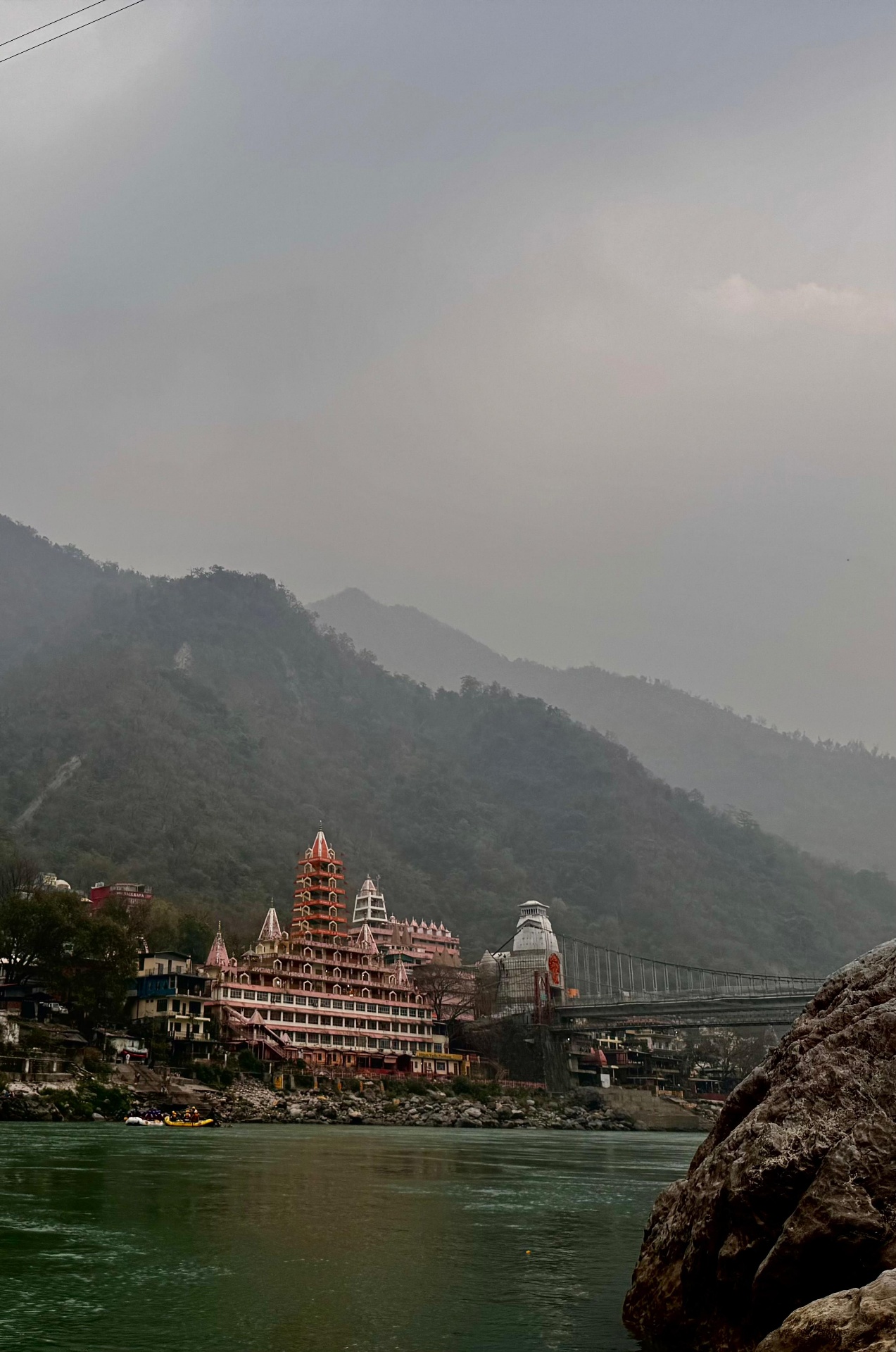 Rishikesh, Ganga, temples and the Lakshman Jhula bridge