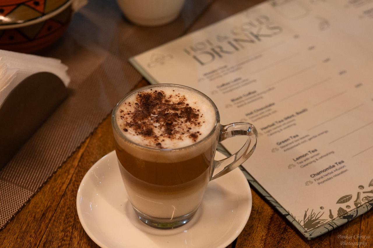 Café & Kitchen